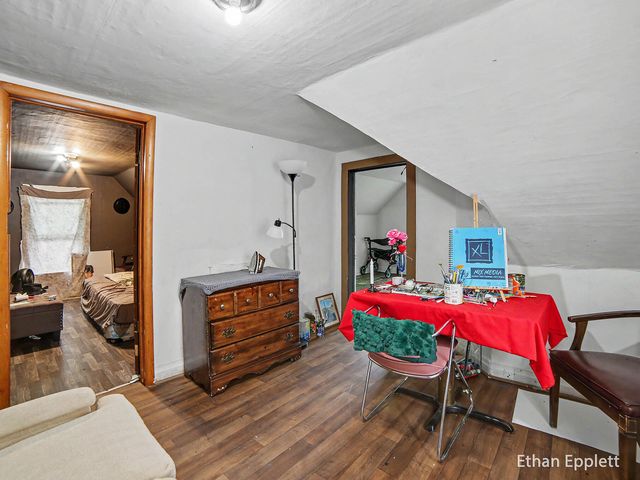 447 W Southern Avenue, Muskegon, MI 49441
