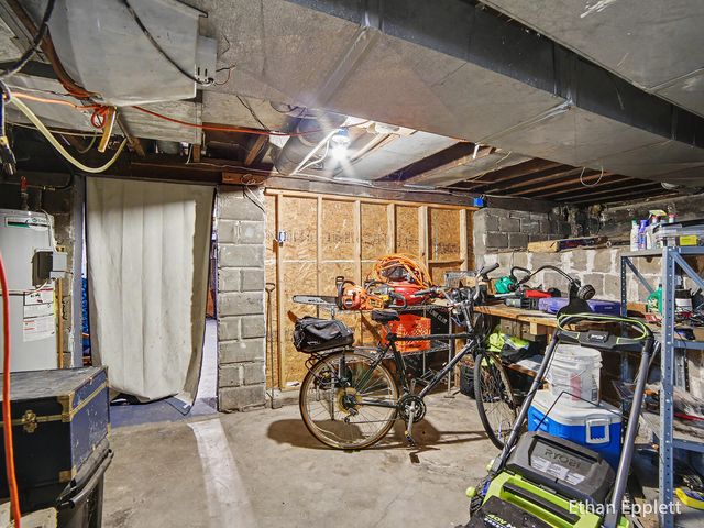447 W Southern Avenue, Muskegon, MI 49441