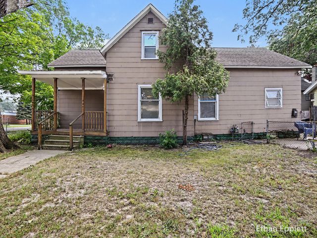 447 W Southern Avenue, Muskegon, MI 49441