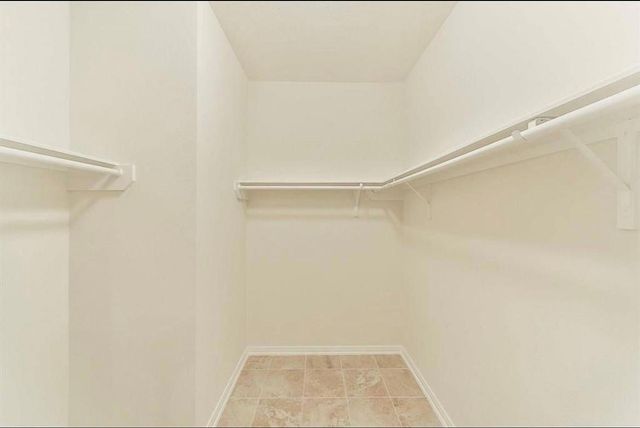 6711 Knoll Spring Way, Houston, TX 77084