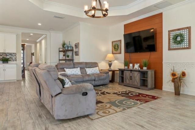 7657 RIDGELAKE CIRCLE, Bradenton, FL 34203