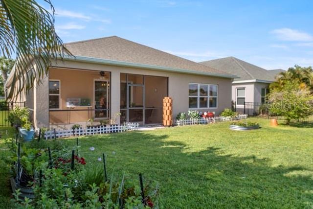 7657 RIDGELAKE CIRCLE, Bradenton, FL 34203