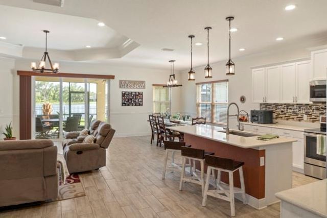 7657 RIDGELAKE CIRCLE, Bradenton, FL 34203