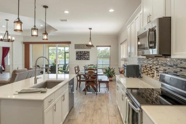 7657 RIDGELAKE CIRCLE, Bradenton, FL 34203