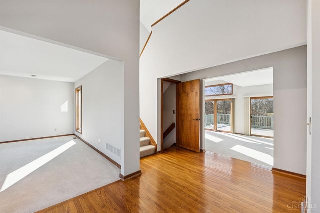 10301 Giverny Boulevard, Evendale, OH 45241