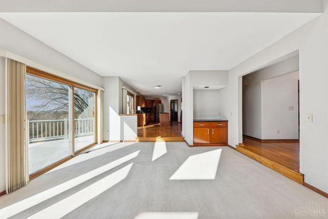 10301 Giverny Boulevard, Evendale, OH 45241