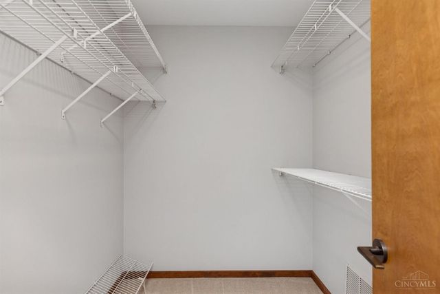 10301 Giverny Boulevard, Evendale, OH 45241