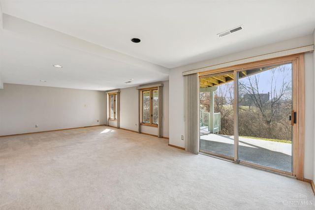 10301 Giverny Boulevard, Evendale, OH 45241