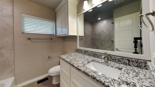 1409 E Covell Road, Edmond, OK 73034
