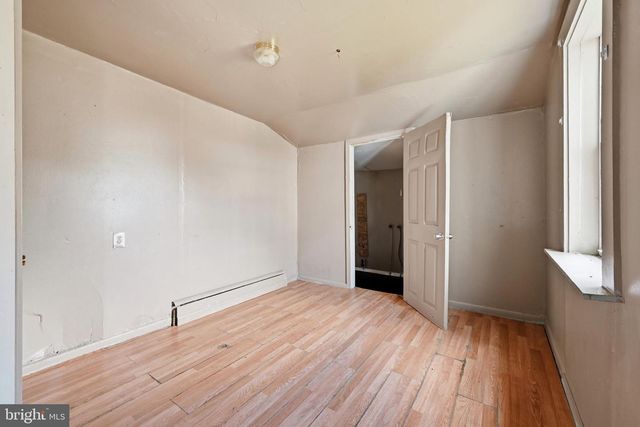 420 OAK ST E, Millville, NJ 08332