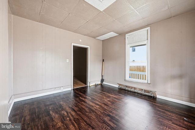420 OAK ST E, Millville, NJ 08332