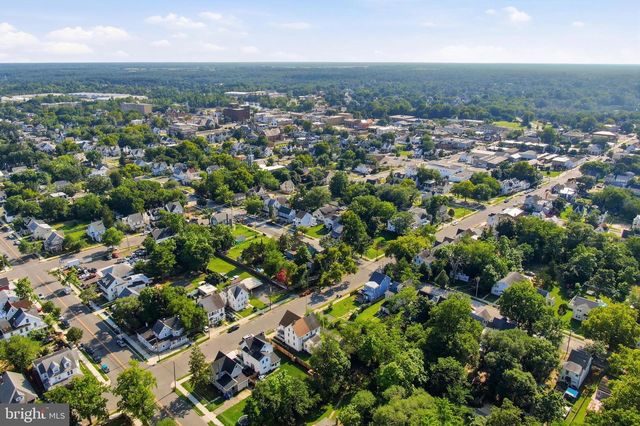 420 OAK ST E, Millville, NJ 08332