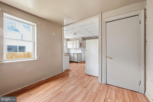 420 OAK ST E, Millville, NJ 08332
