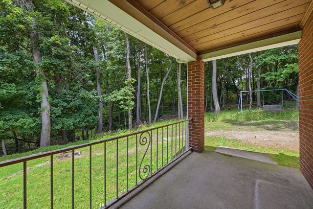 2515 McKinney ROAD, Sewickley, PA 15143