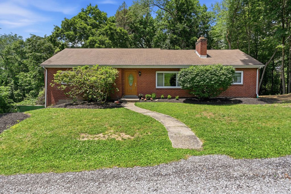 2515 McKinney ROAD, Sewickley, PA 15143