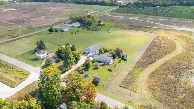 2861 W Polk Road, Hart Twp, MI 49420