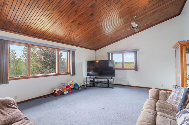 2861 W Polk Road, Hart Twp, MI 49420