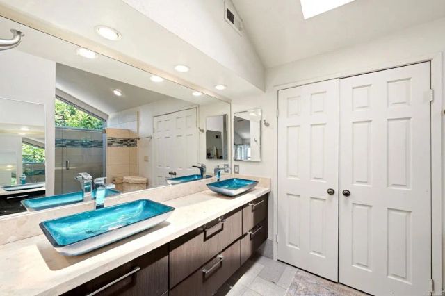 512 Tranquil Court, Encinitas, CA 92024