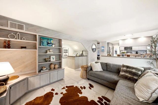 512 Tranquil Court, Encinitas, CA 92024