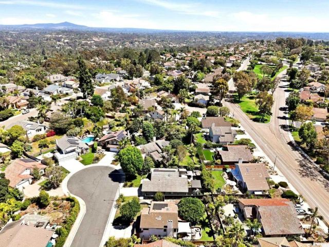 512 Tranquil Court, Encinitas, CA 92024