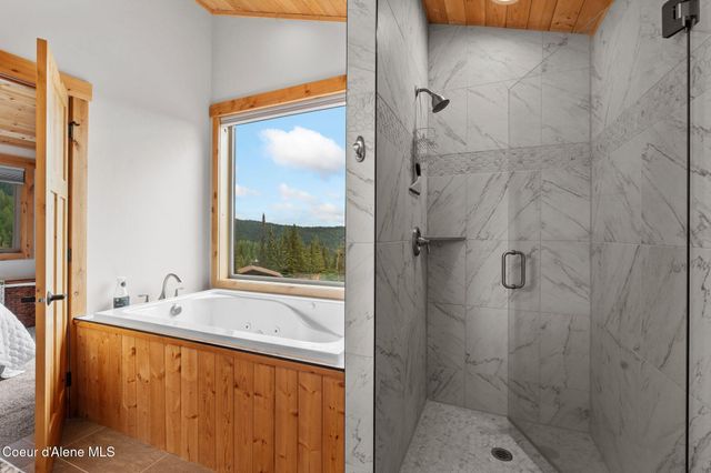 21 Harrison Ln, Sandpoint, ID 83864