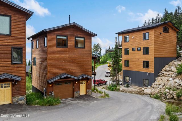 21 Harrison Ln, Sandpoint, ID 83864