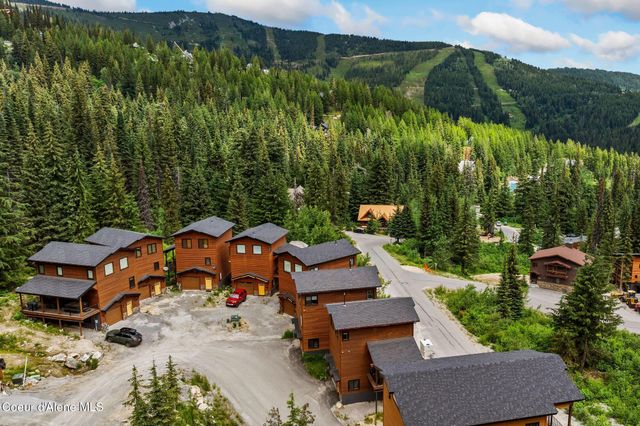 21 Harrison Ln, Sandpoint, ID 83864