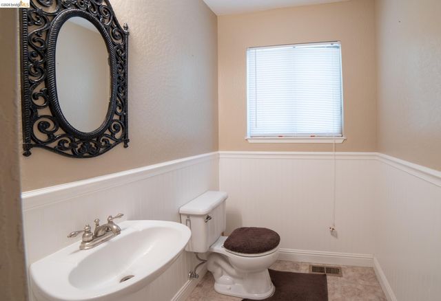 24025 N Oxbow, Sonora, CA 95370