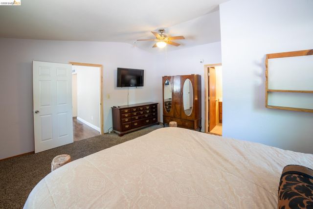 24025 N Oxbow, Sonora, CA 95370