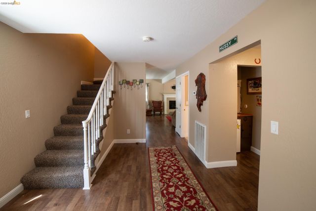 24025 N Oxbow, Sonora, CA 95370
