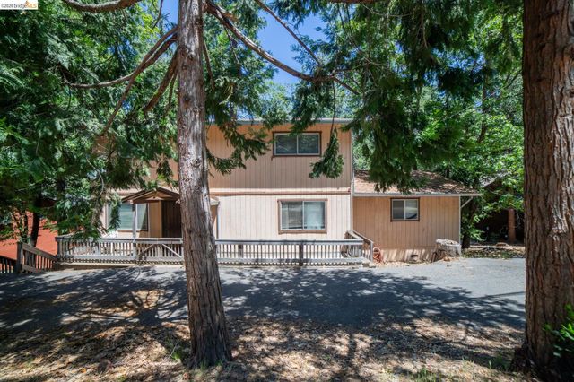 24025 N Oxbow, Sonora, CA 95370