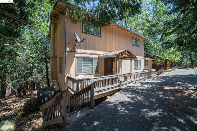 24025 N Oxbow, Sonora, CA 95370