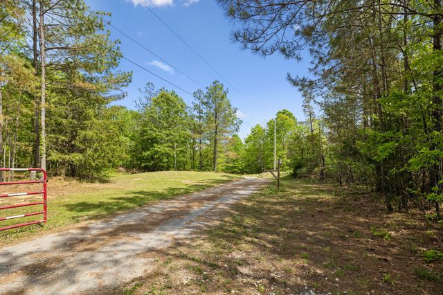 2901 Campground Hollow Road, Nunnelly, TN 37137