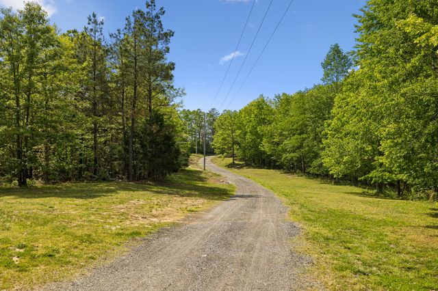 2901 Campground Hollow Road, Nunnelly, TN 37137