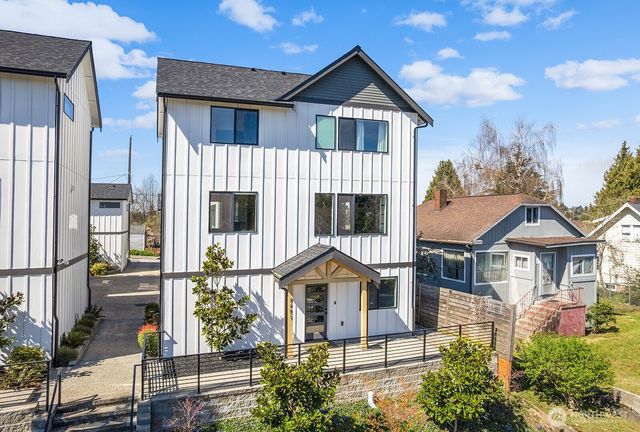 8451 18th Avenue SW, Seattle, WA 98106
