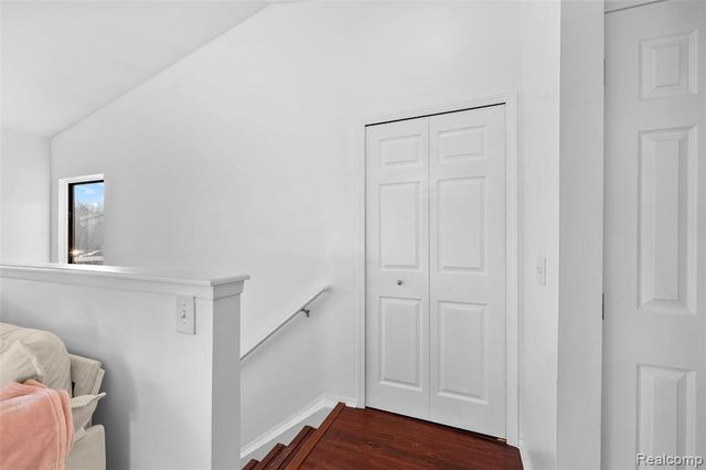 22161 Indian Creek Drive, Farmington Hills, MI 48335