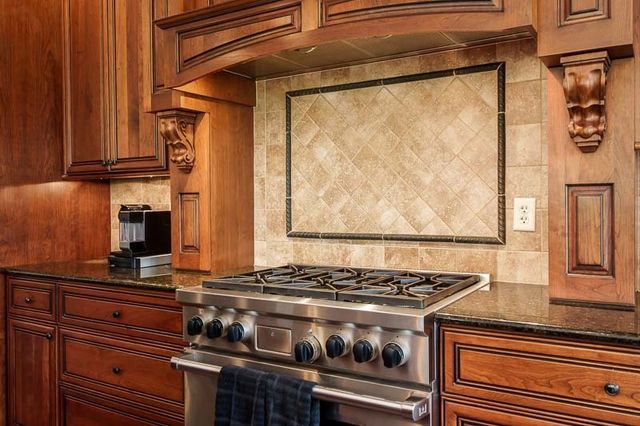 12746 ASHFIELD Road, Caledonia, IL 61011