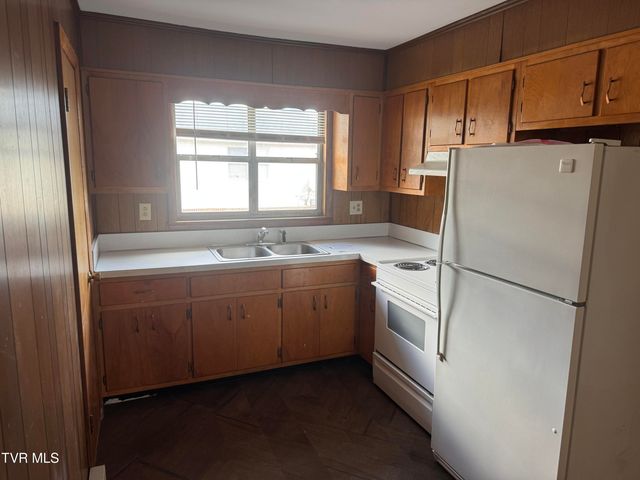 151 Martin Street, Jonesville, VA 24263