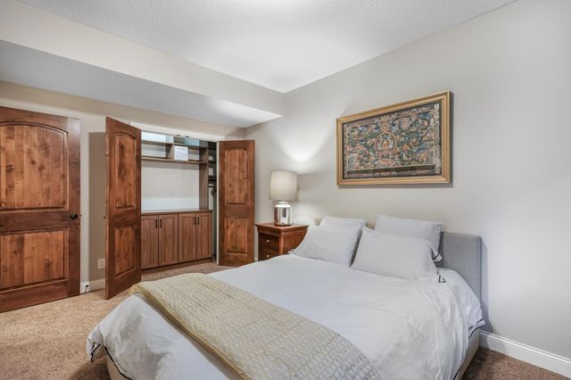 4000 Inglewood Avenue S, Edina, MN 55416