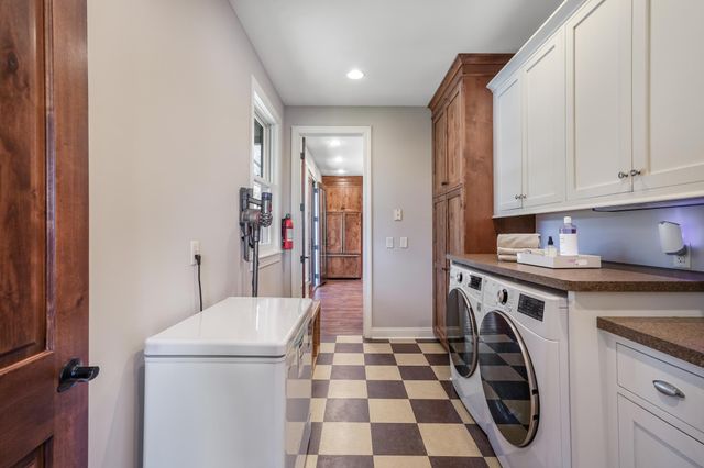 4000 Inglewood Avenue S, Edina, MN 55416