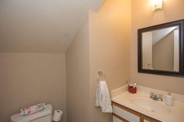 16933 Scenic Knoll, Conroe, TX 77385