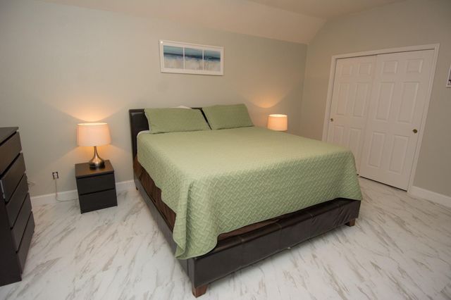 16933 Scenic Knoll, Conroe, TX 77385