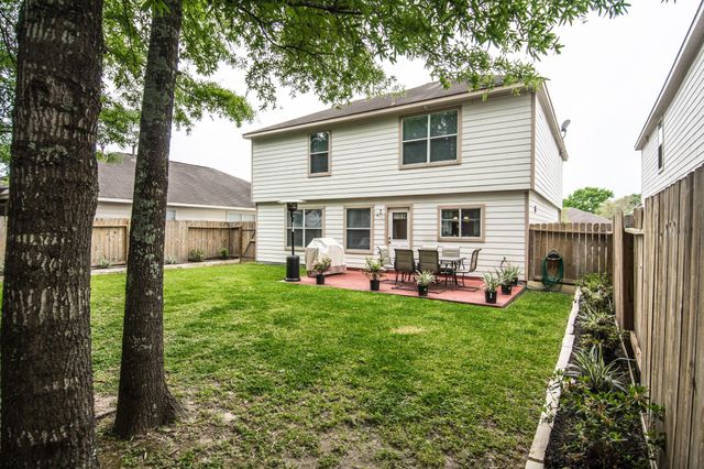 16933 Scenic Knoll, Conroe, TX 77385