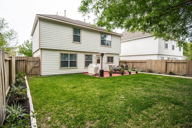 16933 Scenic Knoll, Conroe, TX 77385