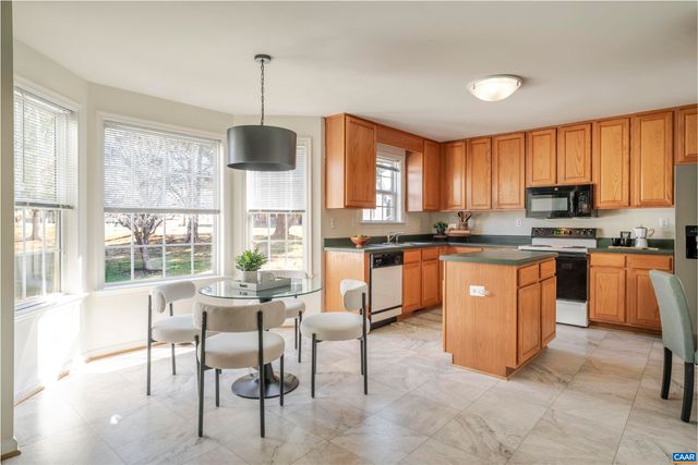 1051 OLD FOX TRAIL LN, Crozet, VA 22932