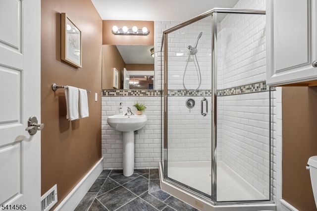 26 Keats Rd, Millburn Twp., NJ 07078