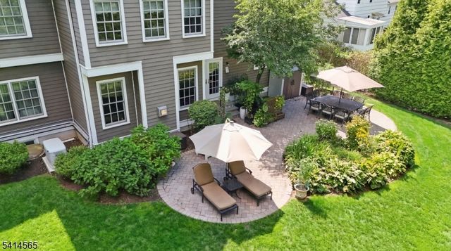 26 Keats Rd, Millburn Twp., NJ 07078