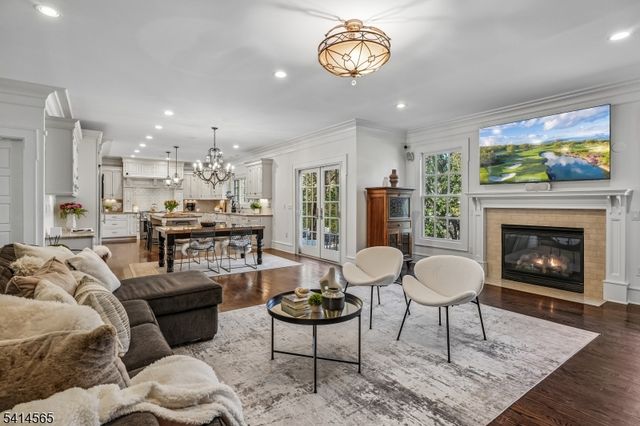 26 Keats Rd, Millburn Twp., NJ 07078