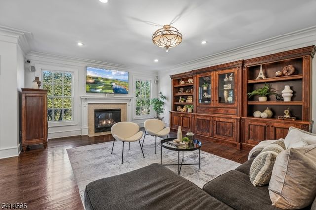 26 Keats Rd, Millburn Twp., NJ 07078