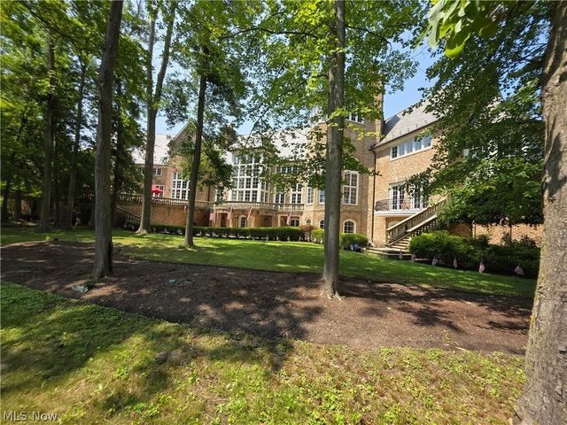 545 Bristol Drive, Aurora, OH 44202